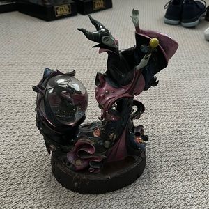 Disney Malificent snow globe in great condition.